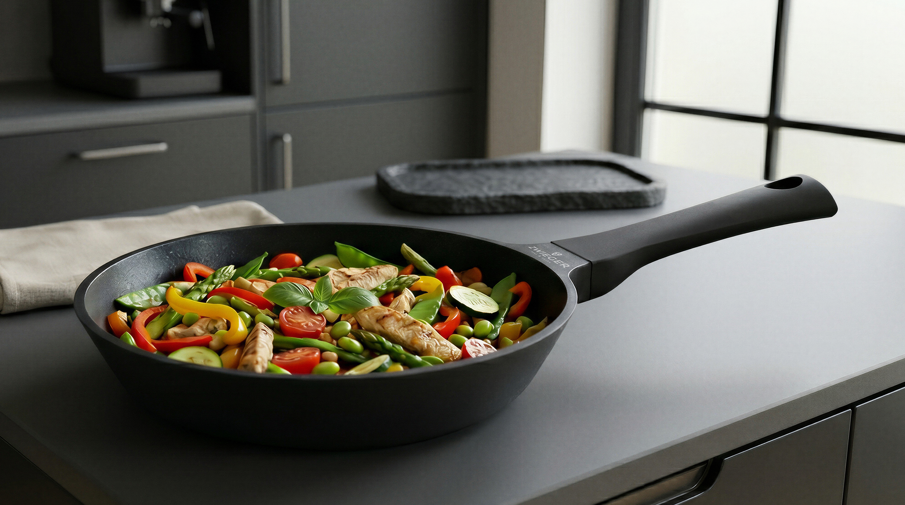 obsidian-zwieger-patelnia